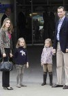 Don Felipe y do�a Letizia junto a sus hijas, la infanta Elena y Mariano Rajoy visitan al Rey don Juan Carlos