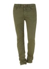 Look de primavera en color verde