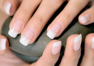 Uñas de porcelana paso a paso