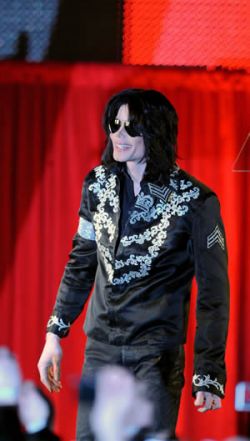 Michael Jackson lucha contra un c�ncer de piel