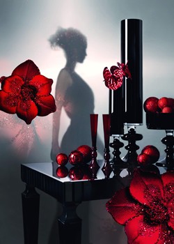 Rojo y negro, la decoraci�n de esta Navidad