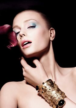Maquillaje atrevido, belleza intensa