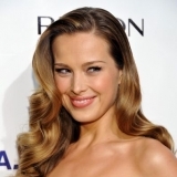 Petra Nemcova y su rom�ntico rizo