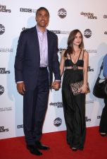 Eliza Dushku y su novio