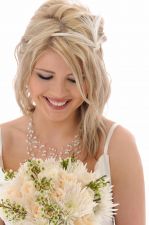 Peinados de novia: semirecogido
