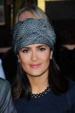 Salma Hayek: muy favorecida con un turbante