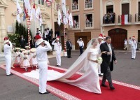 El vestido de la Princesa de M�naco es de Armani