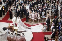 Los Pr�ncipes de M�naco no han cruzado sus miradas