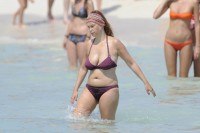 Leire Paj�n, con pa�uelo en el pelo