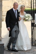 Zara Phillips opt� por un ramo grande para su boda