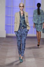 Tommy Hilfiger une dos cl�sicos: el mono y el camuflaje