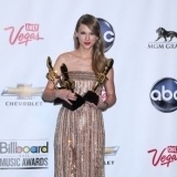 Taylor Swift, burbujeante como el champagne