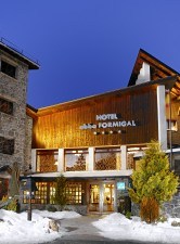 Fachada del hotel Abba Formigal en Formigal, Huesca