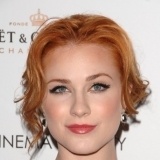 Evan Rachel Wood, maquillaje en tonos melocot�n, ideal con su cabello pelirrojo