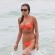 Ir a la foto Irina Shayk en bikini luciendo su espectacular figura en las playas de Miami