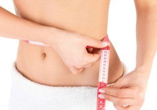 Consejos y alimentos para adelgazar rápido y con salud tras el verano