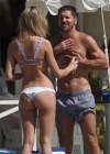 Los músculos de Cholo Simeone y la extrema delgadez de Carla Pereyra, la sensación de Marbella