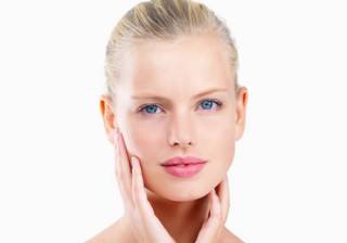 Los errores de belleza al aplicar cremas y cosméticos faciales que no puedes cometer