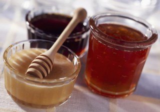 ¿Por qué es mejor tomar miel que azúcar ¡Conoce sus beneficios!