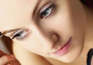 Consigue unas cejas perfectas con maquillaje, micropigmentación o tattoo