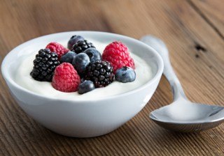 Mitos sobre el yogur: verdades y mentiras