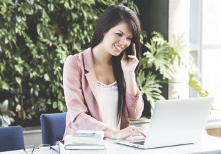 El sitting: qué es, por qué es un gran riesgo para la salud y cómo puedes evitarlo