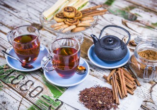 Infusiones: cómo tomarlas, sus beneficios, propiedades y precauciones