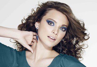 ¿Qué tienes que llevar en tu bolso para brillar en las fiestas