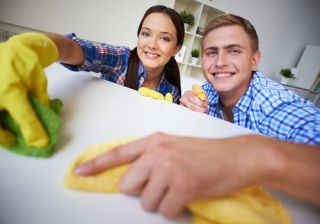 10 falsos mitos y los mejores trucos naturales de limpieza del hogar