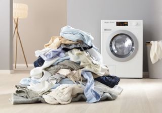 ¿Usas tu lavadora correctamente Los errores más comunes al lavar la ropa