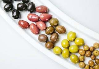 ¿Cómo te ayudan las aceitunas y el aceite de oliva a adelgazar y verte guapa