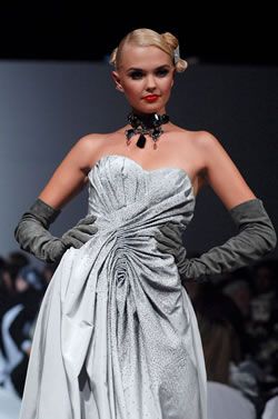 Vestidos de fiesta: ¿cómo lucirlos ¿me visto de largo o de corto