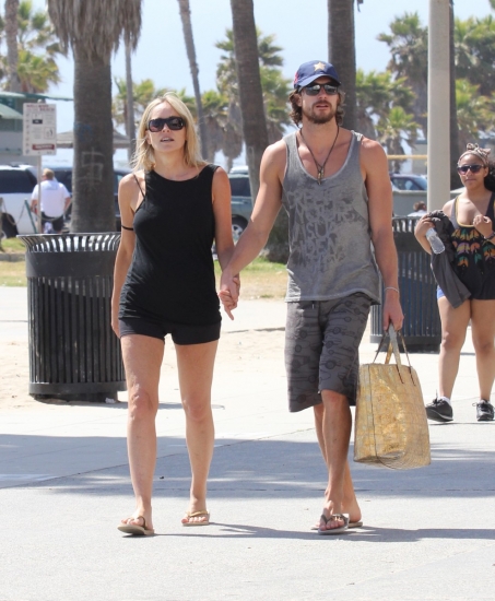 Foto Sharon Stone luce shorts y celulitis