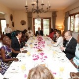 La reina Letizia renuncia al zumo de naranja por la 