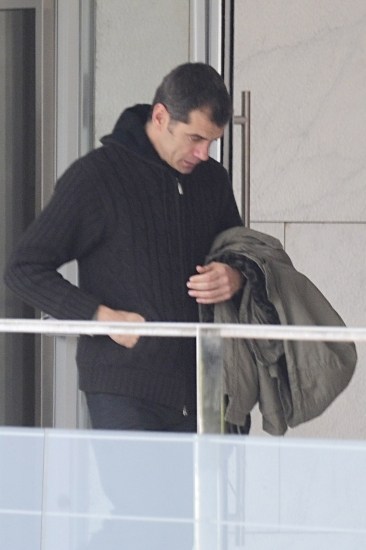 Foto Toni Cantó, muy afectado en el tanatorio por la muerte de su hija Carlota