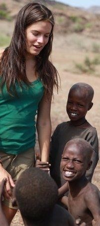 Foto Carlota Cantó en un viaje a África el verano pasado