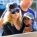 Ir a la foto Madonna con su hijo David Banda