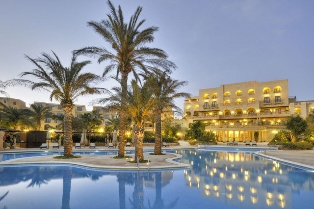 Foto Exterior del Kempinksi Hotel San Lawrenz
