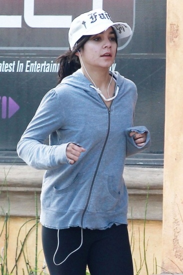 Foto Vanessa Hudgens haciendo footing