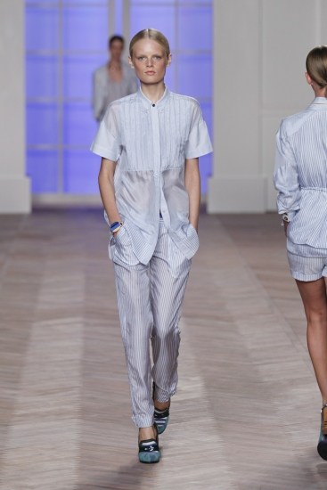 Foto Tommy Hilfiger apuesta por el look pijama