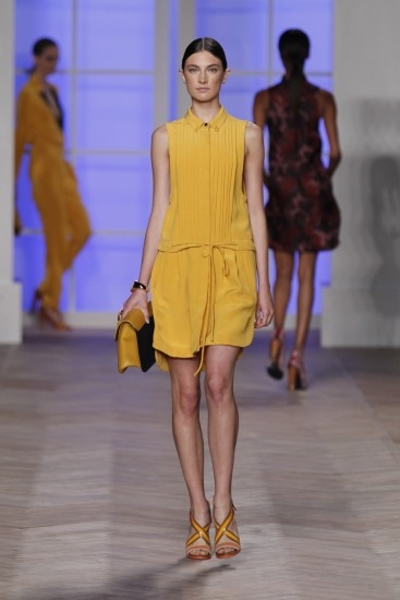 Foto Tommy Hilfiger apuesta fuerte por el amarillo