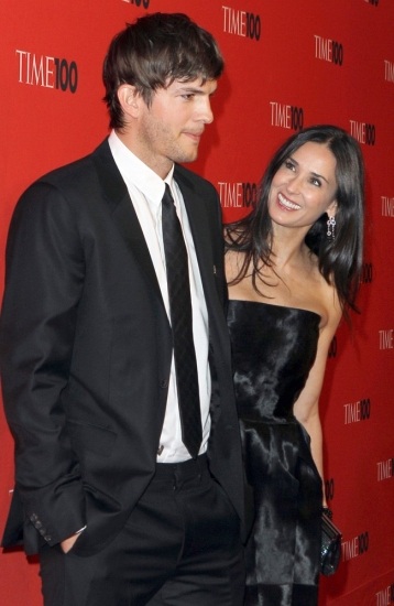 Foto Ashton Kutcher y Demi Moore, seguidores de la Kabbalah