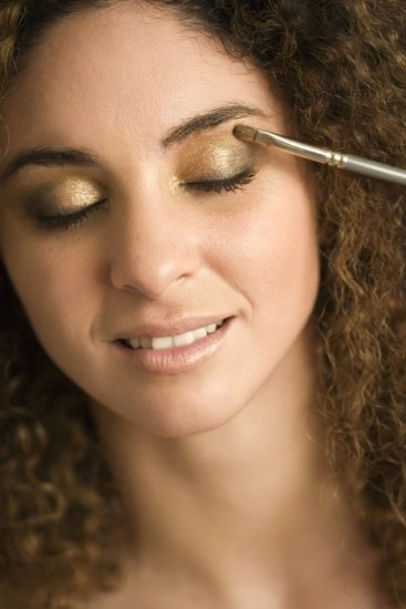 Foto Triunfan las sombras con acabado metalizado