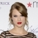 Ir a la foto Taylor Swift maquilla sus labios en rojo intenso