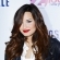 Ir a la foto Demi Lovato con labios en rojo intenso