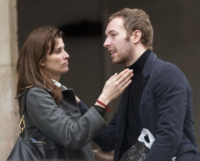 Foto Rosario Nadal con la pulsera de la Kabbalah