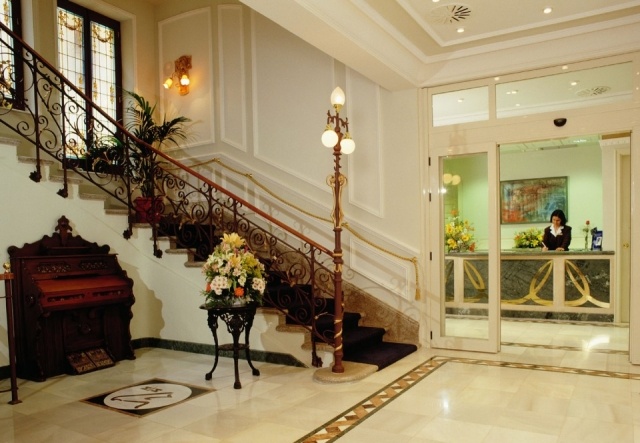 Foto Recepción del Hotel Horus Zamora