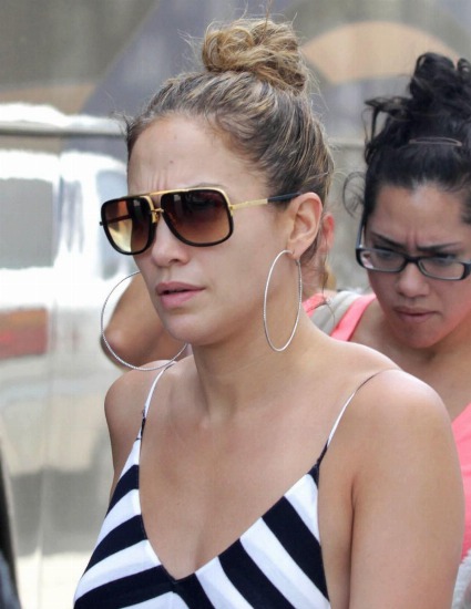 Foto Jennifer López con un moño tipo bailarina