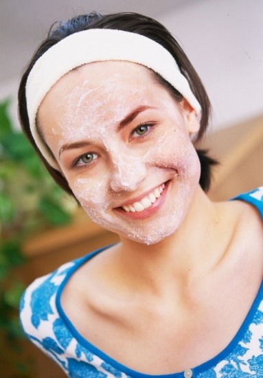 Foto Una piel hidratada después de tomar el sol