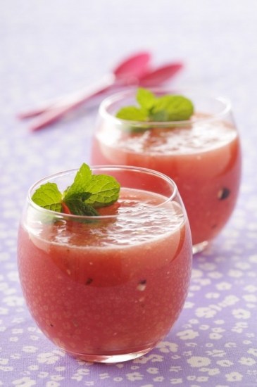 Foto Gazpacho, ajoblanco o crema de melón, ideales como entrante de un buffet veraniego